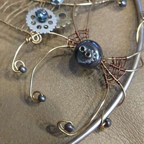 🇨🇦 Steampunk Spider Sun Catcher - Picture 2 of 6